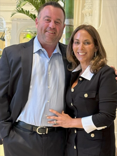 2025 09 26 07 27 19 darin and Jamie pic 2025