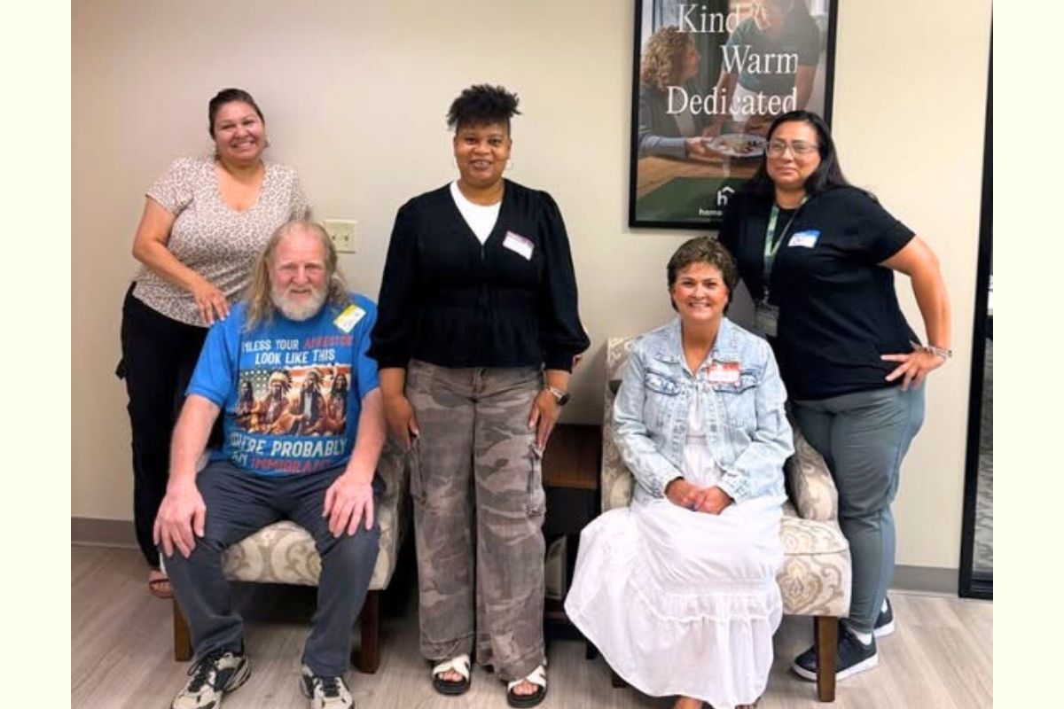 Home Instead Caregivers Receive Alzheimer's Care Training in Goodyear, AZ