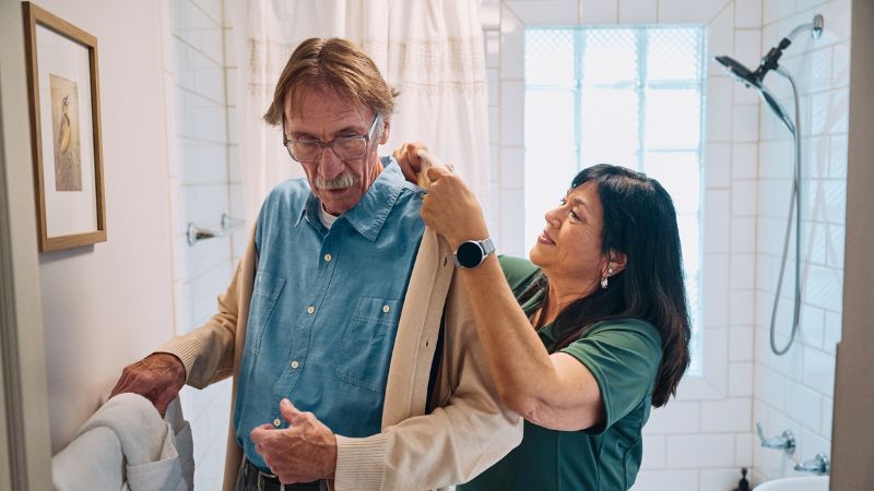 Home Instead caregiver with senior client in Coupeville Washington