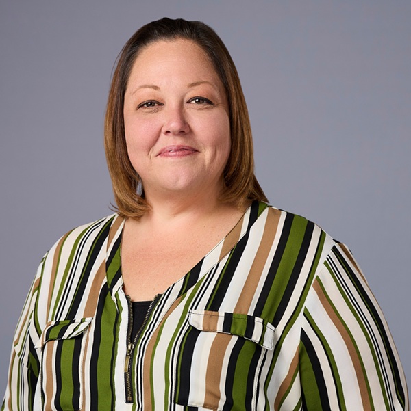 Bennett Brandi 089 3265 retouched