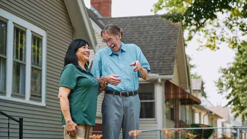 Home Instead caregiver with senior client in Lake Park, GA