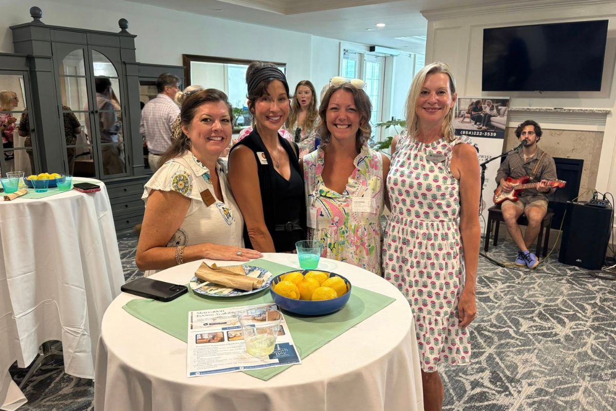 Home Instead Celebrates South Bay’s Grand Opening in Mount Pleasant